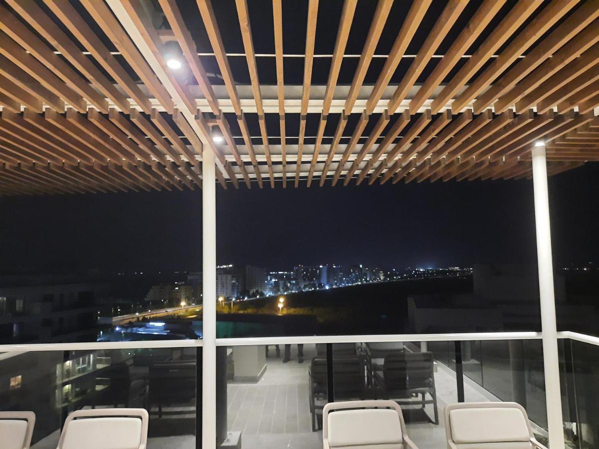 Dominique Cartagena, Beautiful 2 Bedroom Apartment Exteriör bild
